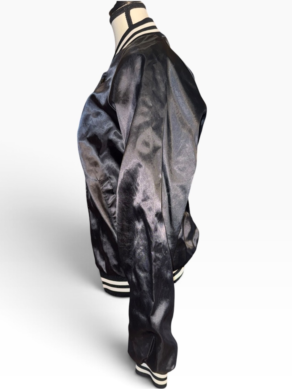 Vintage 90s Hartwell Sports Black Satin Bomber Jacket Varsity Blank Snap USA - Picture 2 of 4